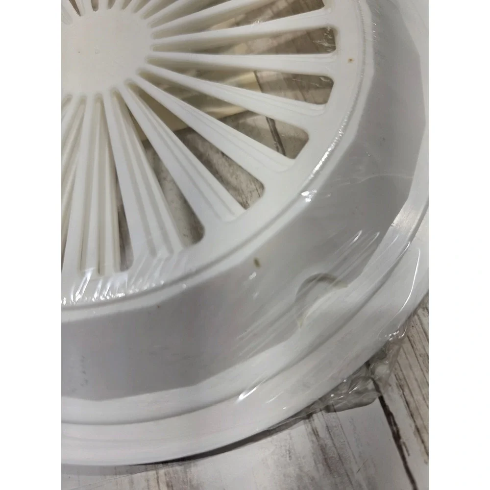 Set of 16 White Plastic Paper Plate Holders 9 Inch Reusable BBQ‎ Picnic USA Made